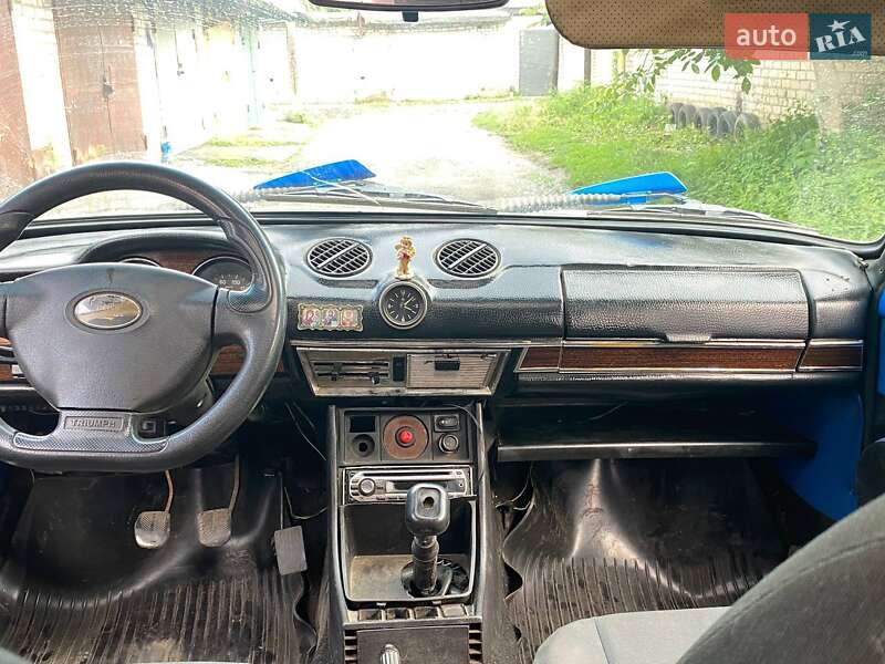 Седан ВАЗ / Lada 2103 1980 в Кривом Роге фото 7 Седан ВАЗ / Lada 2103 1980 в Кривом Роге