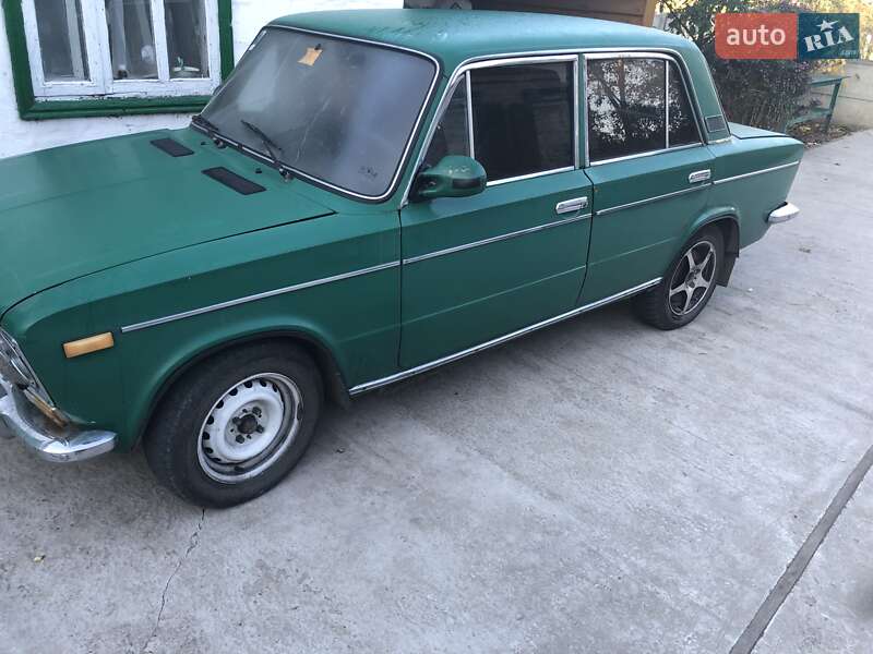 Седан ВАЗ / Lada 2103 1975 в Новомосковске