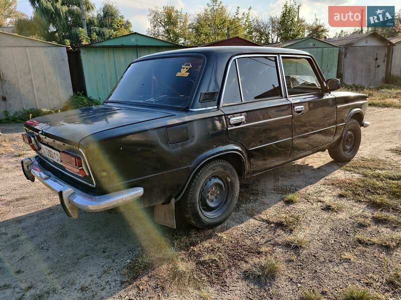 Седан ВАЗ / Lada 2103 1980 в Сумах