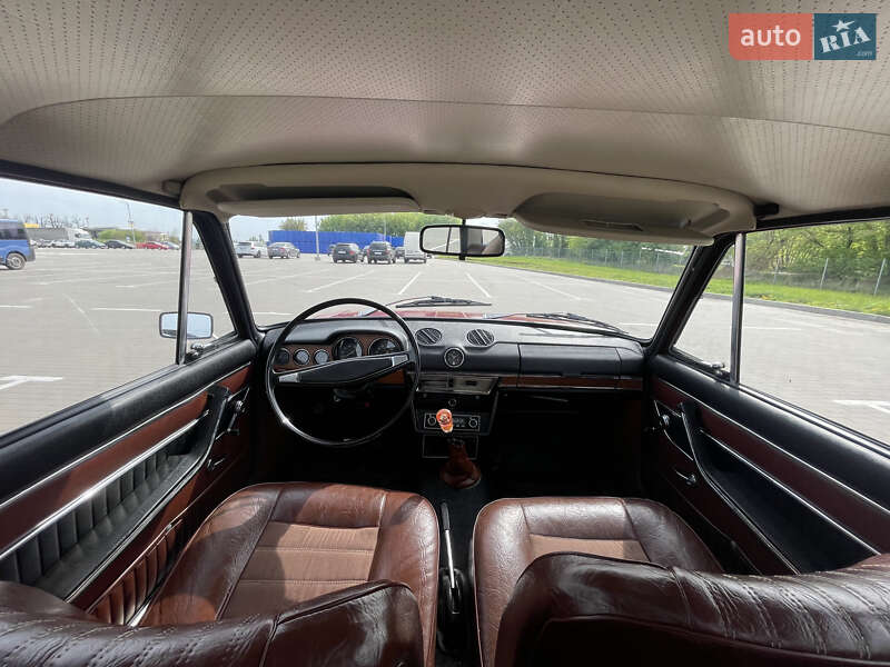 Седан ВАЗ / Lada 2103 1974 в Киеве