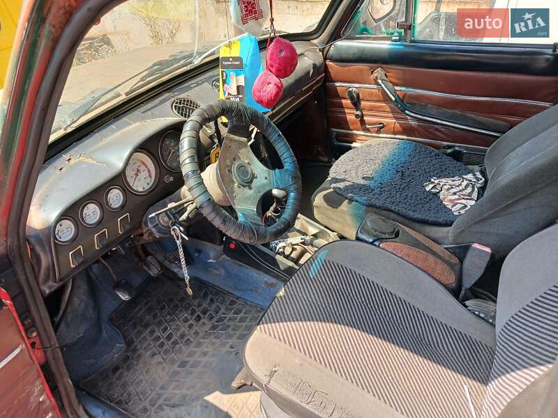 Седан ВАЗ / Lada 2103 1979 в Кривому Розі фото 4 Седан ВАЗ / Lada 2103 1979 в Кривому Розі