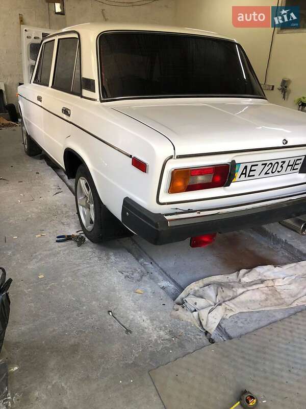 Седан ВАЗ / Lada 2103 1981 в Дніпрі
