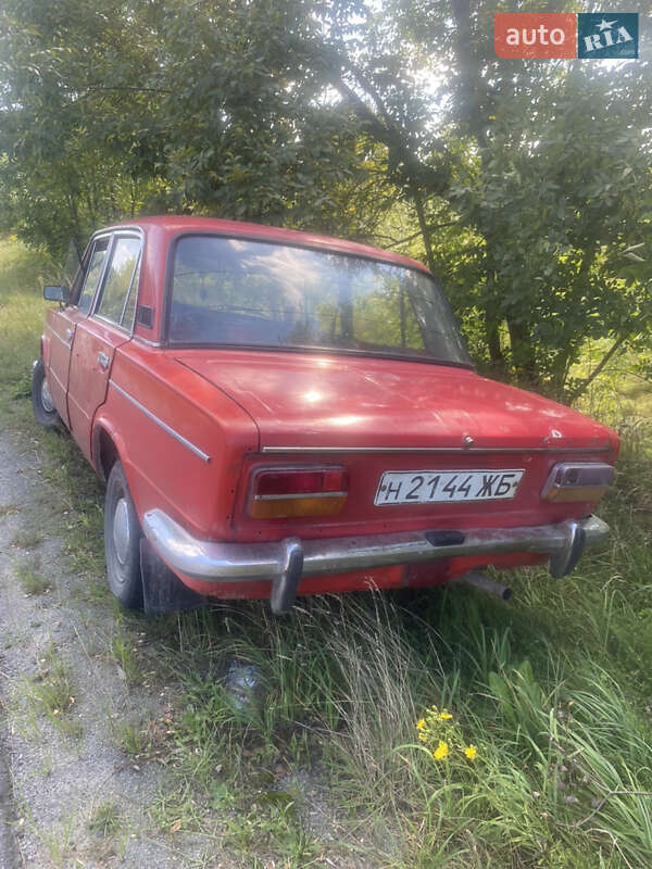 Седан ВАЗ / Lada 2103 1983 в Житомире