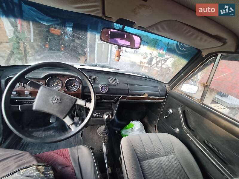 Седан ВАЗ / Lada 2103 1983 в Кропивницком