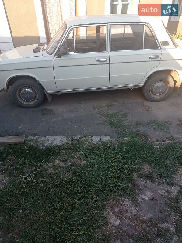 Седан ВАЗ / Lada 2103 1975 в Березнеговатом