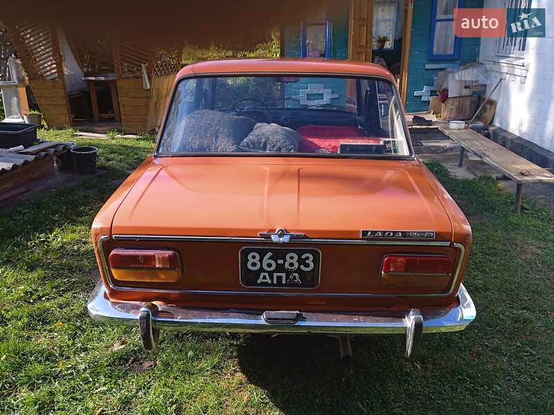 Седан ВАЗ / Lada 2103 1978 в Киеве