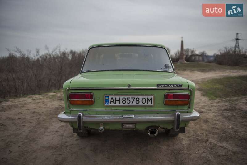 Седан ВАЗ / Lada 2103 1982 в Днепре