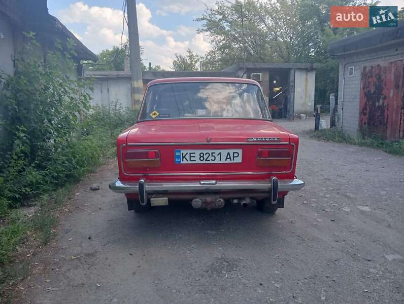 Седан ВАЗ / Lada 2103 1980 в Кам'янському