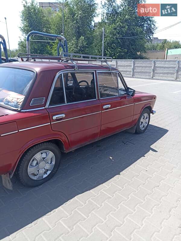 Седан ВАЗ / Lada 2103 1974 в Кривом Роге