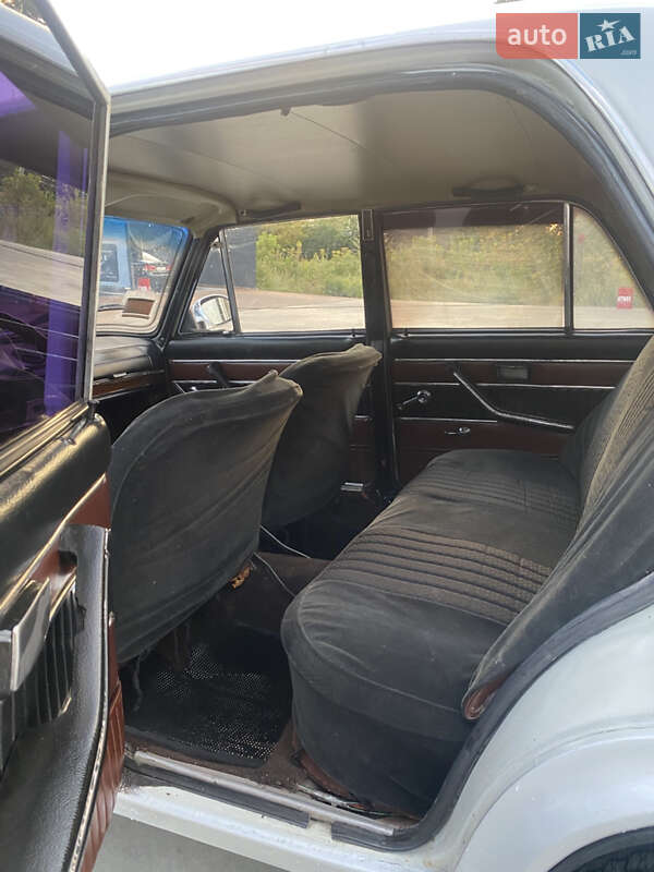 Седан ВАЗ / Lada 2103 1979 в Днепре