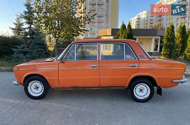 Седан ВАЗ 2103 1974 в  фото 2 Седан ВАЗ 2103 1974 в