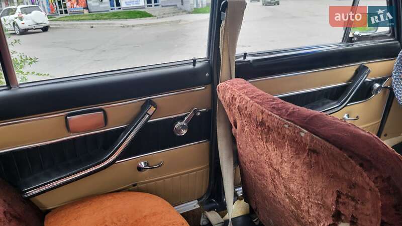 Седан ВАЗ / Lada 2103 1975 в Дніпрі