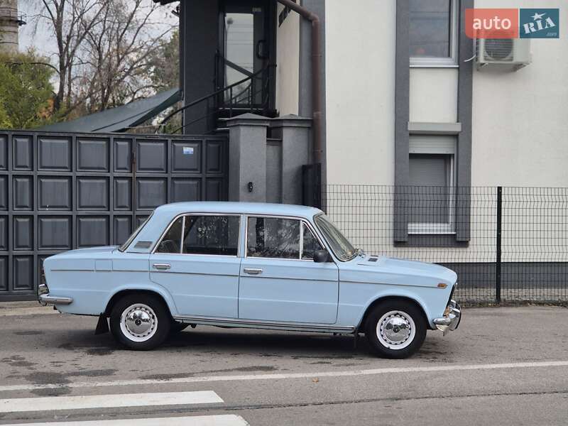 Седан ВАЗ / Lada 2103 1974 в Дніпрі