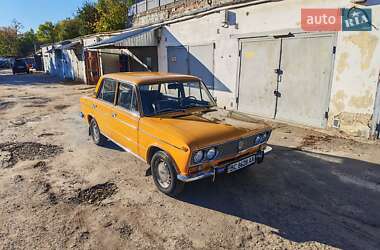 Седан ВАЗ 2103 1976 в  фото 17 Седан ВАЗ 2103 1976 в