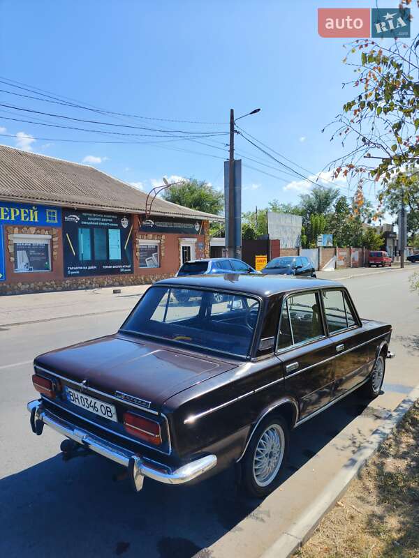 Седан ВАЗ / Lada 2103 1981 в Ізмаїлі фото 8 Седан ВАЗ / Lada 2103 1981 в Ізмаїлі