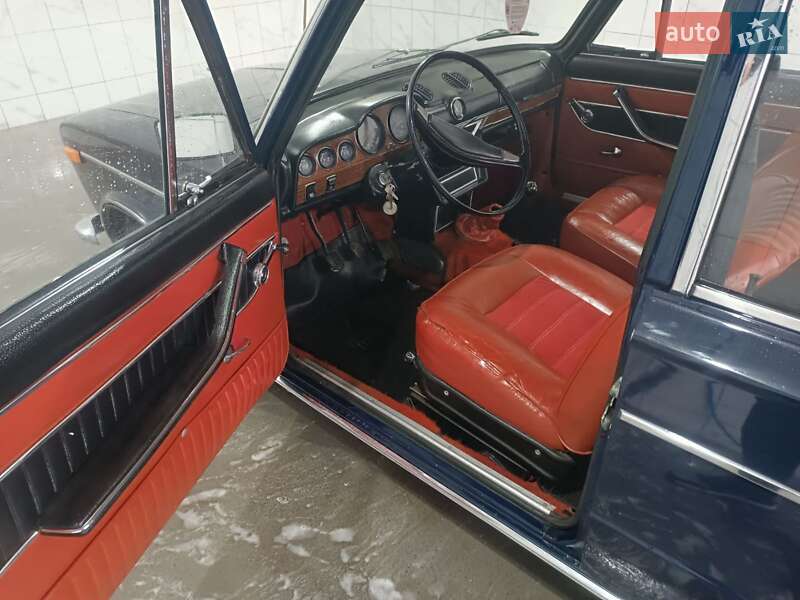Седан ВАЗ / Lada 2103 1979 в Ямполі фото 5 Седан ВАЗ / Lada 2103 1979 в Ямполі