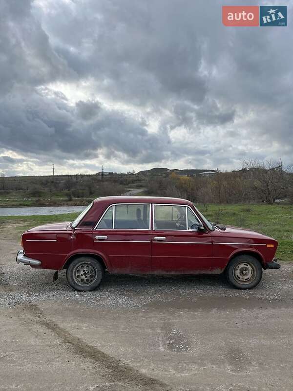Седан ВАЗ / Lada 2103 1980 в Вознесенську