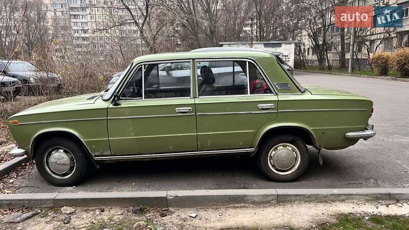 Седан ВАЗ / Lada 2103 1974 в Дніпрі фото 2 Седан ВАЗ / Lada 2103 1974 в Дніпрі