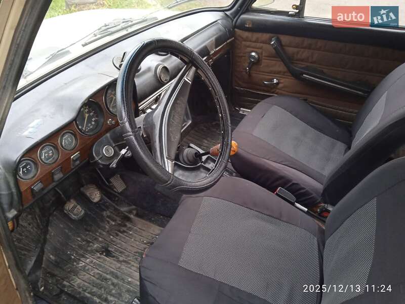 Седан ВАЗ / Lada 2103 1979 в Городку