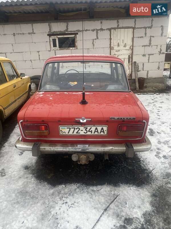 Седан ВАЗ / Lada 2103 1980 в Кривом Роге фото 3 Седан ВАЗ / Lada 2103 1980 в Кривом Роге