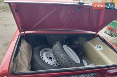 Седан ВАЗ / Lada 2103 1981 в Кам'янець-Подільському