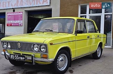 Седан ВАЗ 2103 1975 в Стрые