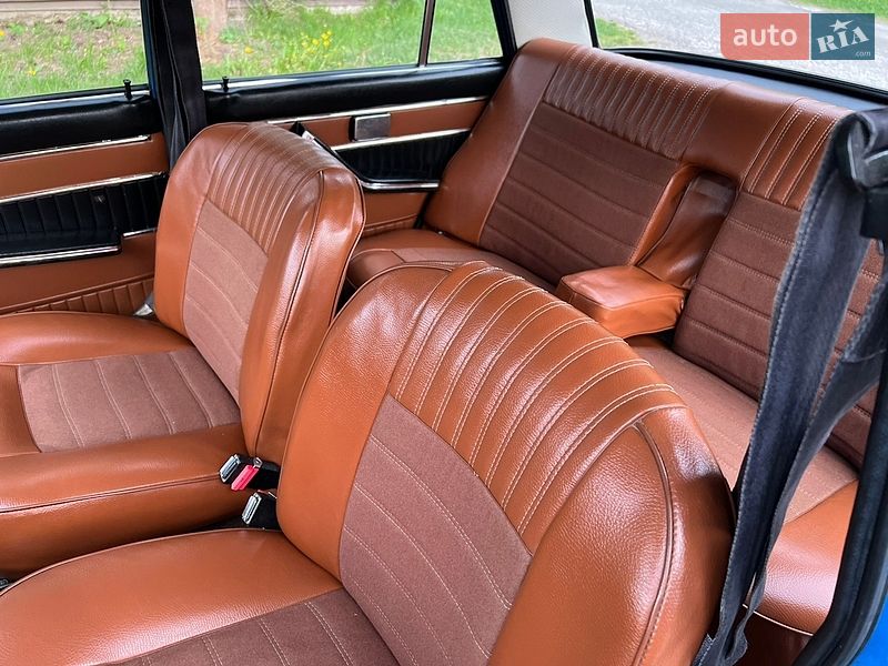 Седан ВАЗ / Lada 2103 1976 в Киеве