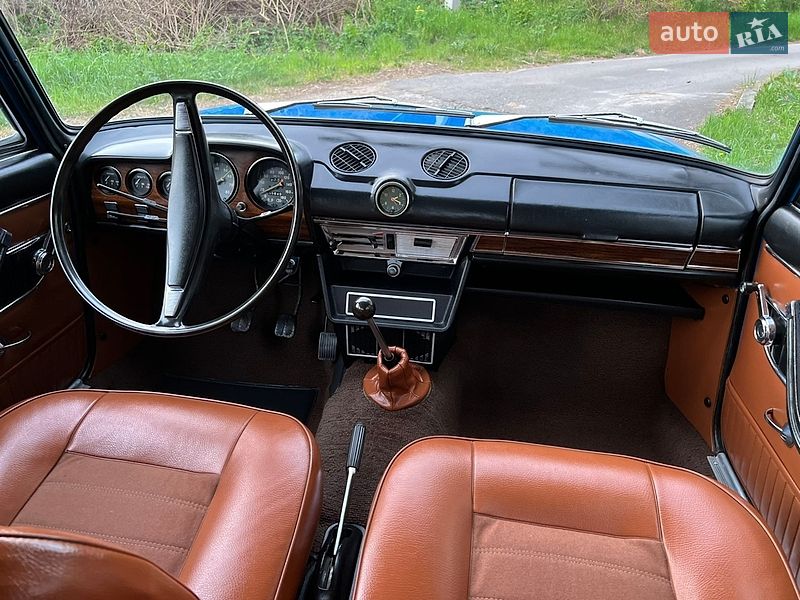 Седан ВАЗ / Lada 2103 1976 в Киеве