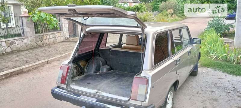 Универсал ВАЗ / Lada 2104 1987 в Кривом Роге фото 7 Универсал ВАЗ / Lada 2104 1987 в Кривом Роге
