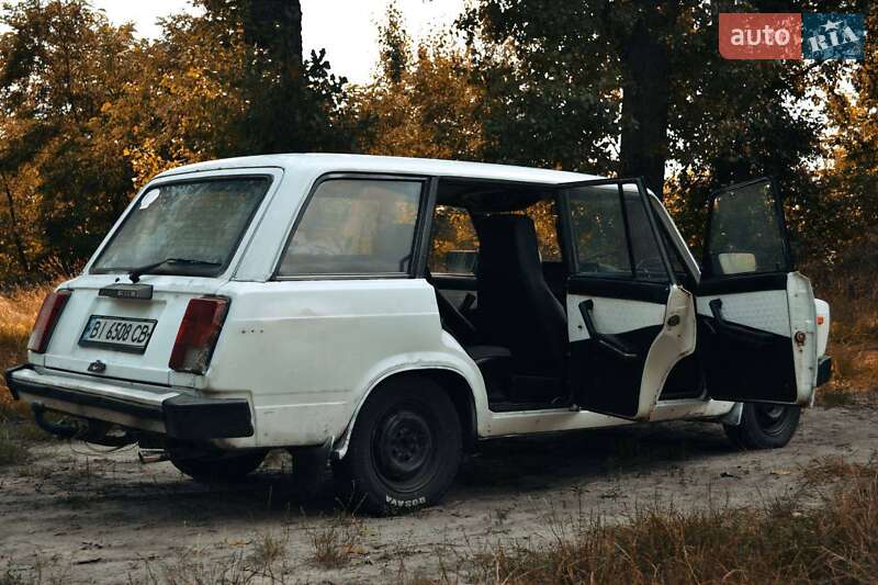 Универсал ВАЗ / Lada 2104 2002 в Миргороде фото 9 Универсал ВАЗ / Lada 2104 2002 в Миргороде