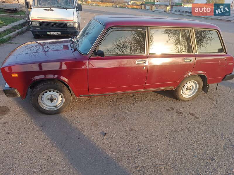 Универсал ВАЗ / Lada 2104 2002 в Покровске