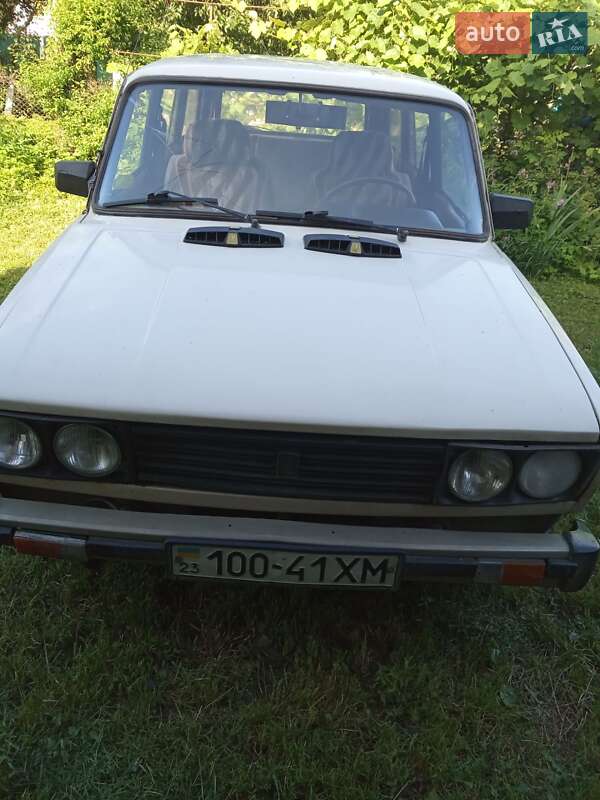 ВАЗ / Lada 2104 1990