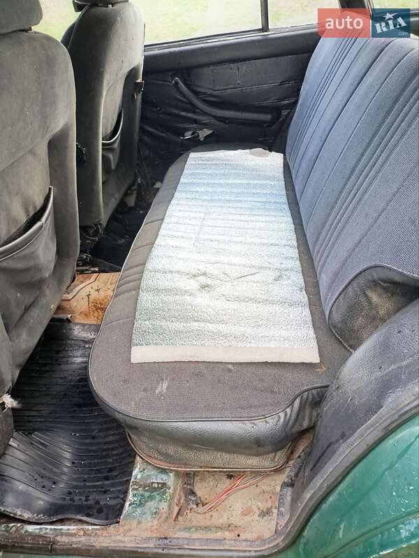 Універсал ВАЗ / Lada 2104 1998 в Краснокутську