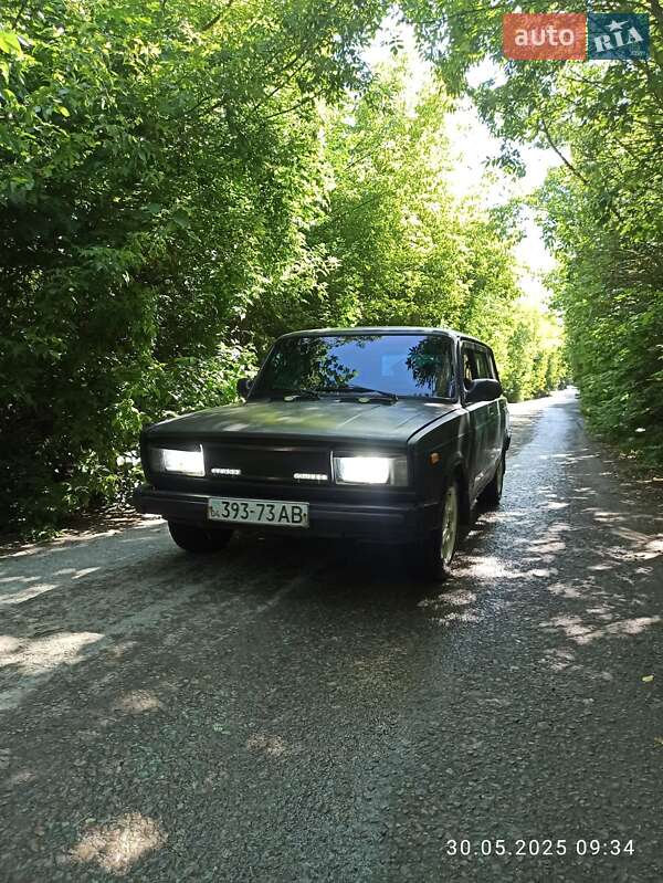 Универсал ВАЗ / Lada 2104 2001 в Каменском