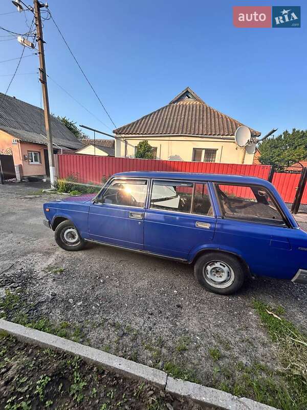Универсал ВАЗ / Lada 2104 2005 в Лохвице