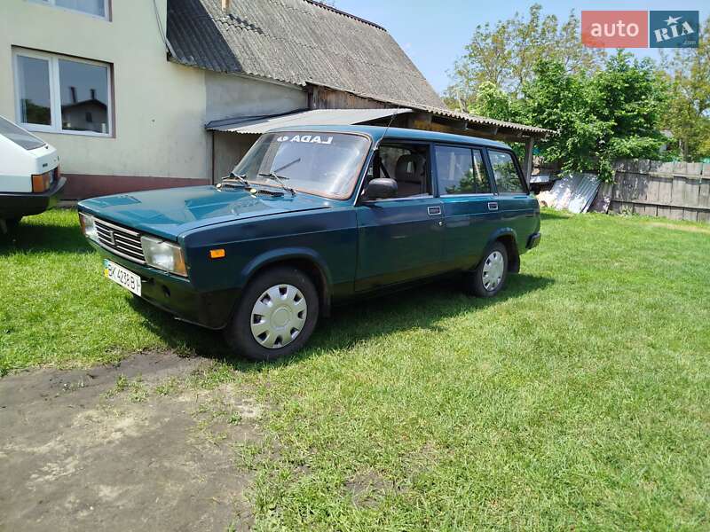 Универсал ВАЗ 2104 2001 в 