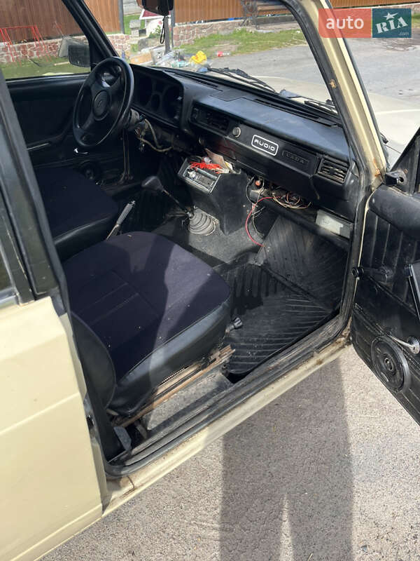 Универсал ВАЗ / Lada 2104 1985 в Пулинах фото 8 Универсал ВАЗ / Lada 2104 1985 в Пулинах