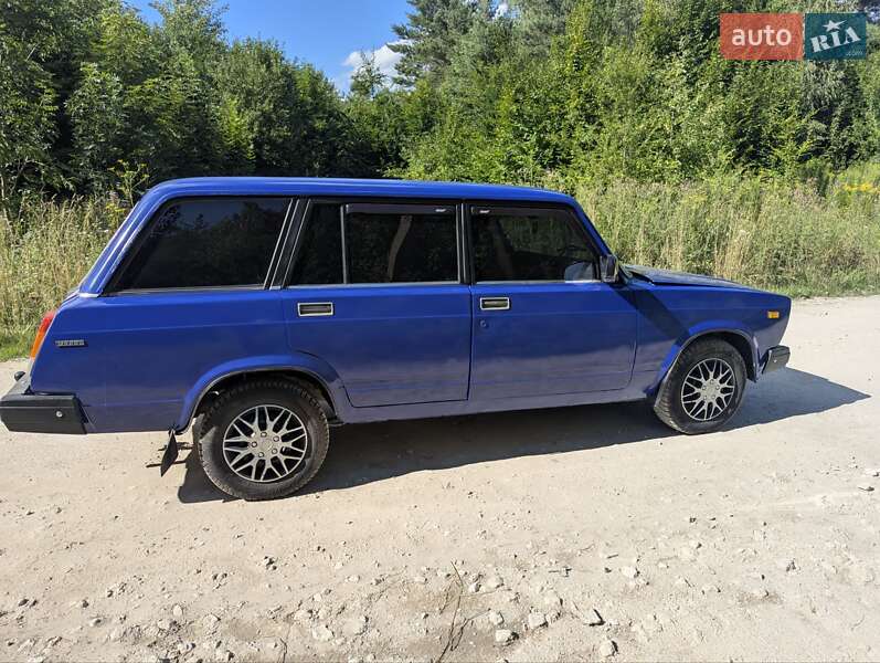 Универсал ВАЗ / Lada 2104 2001 в Почаеве