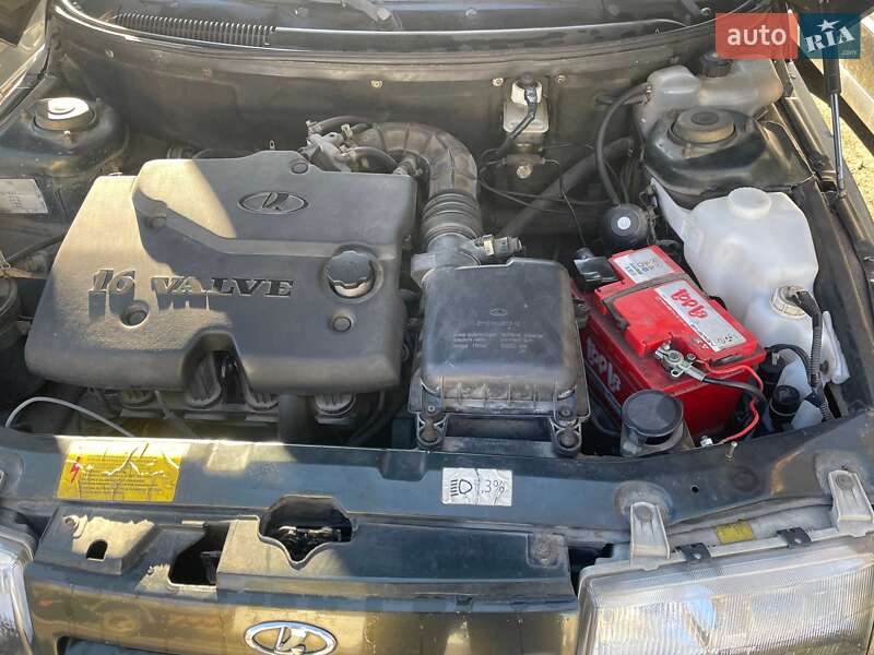 Универсал ВАЗ / Lada 2104 2005 в Львове