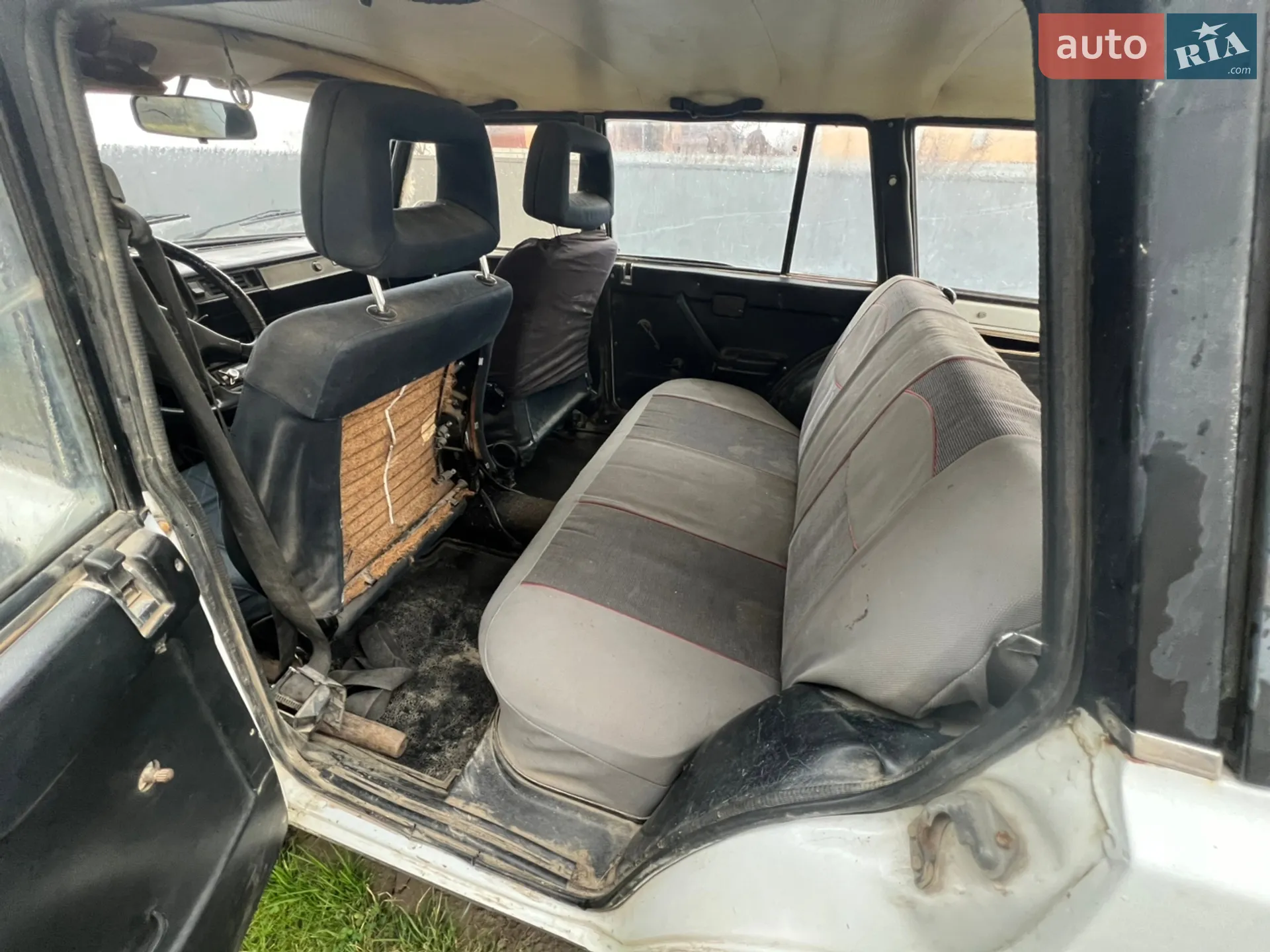 ВАЗ / Lada 2104 1989 VIN XTA210400K0199501 фото оголошення 8 з 12