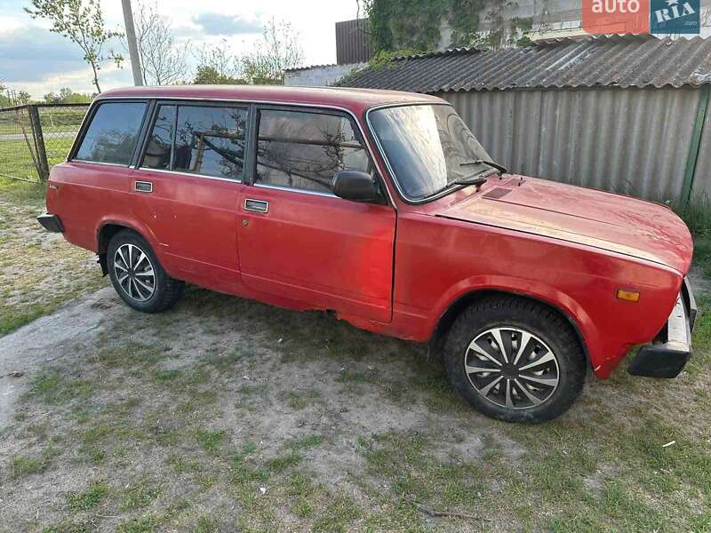 Универсал ВАЗ / Lada 2104 1992 в Остроге