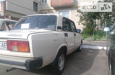 Седан ВАЗ / Lada 2105 1994 в Ровно