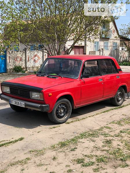 Седан ВАЗ / Lada 2105 1988 в Херсоне