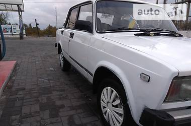 Седан ВАЗ / Lada 2105 1984 в Днепре