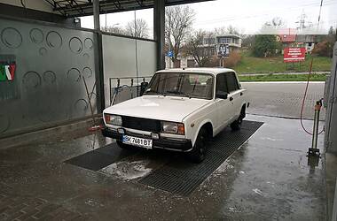 Седан ВАЗ / Lada 2105 1984 в Ровно