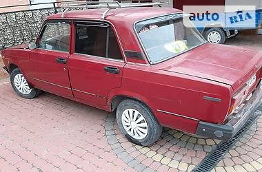 Седан ВАЗ / Lada 2105 1992 в Чорткові