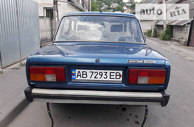 Седан ВАЗ / Lada 2105 1990 в Могилев-Подольске