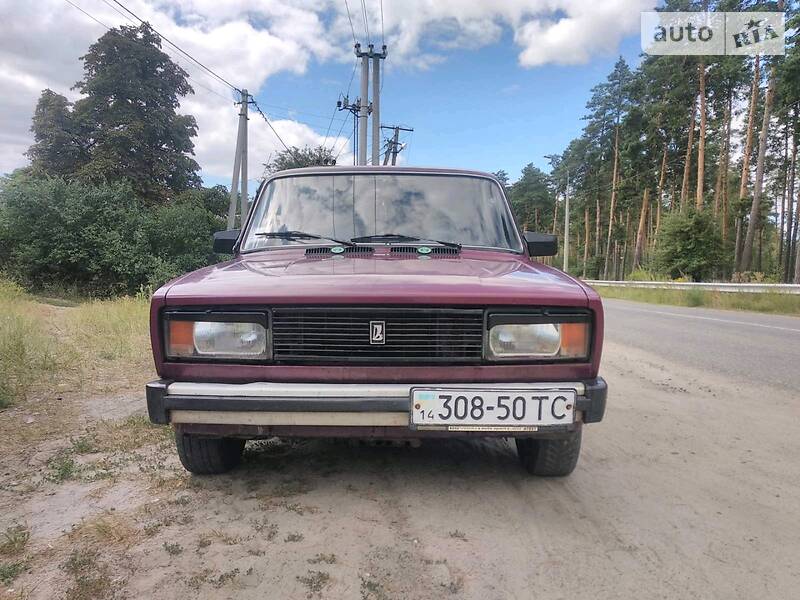 Седан ВАЗ / Lada 2105 1996 в Киеве