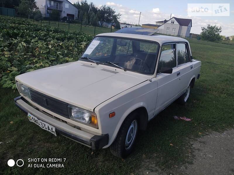 Седан ВАЗ / Lada 2105 1989 в Магдалиновке