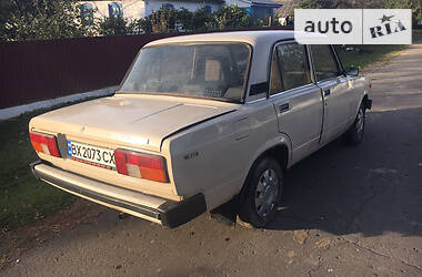 Седан ВАЗ / Lada 2105 1995 в Хмельницком